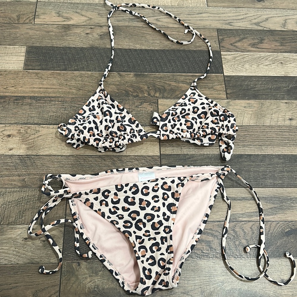 Target Cheetah Nuetral Bikini Size Medium